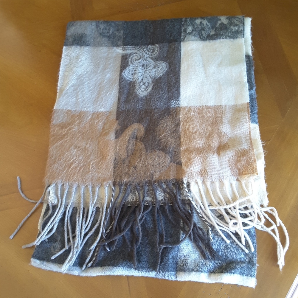 Wrap scarf